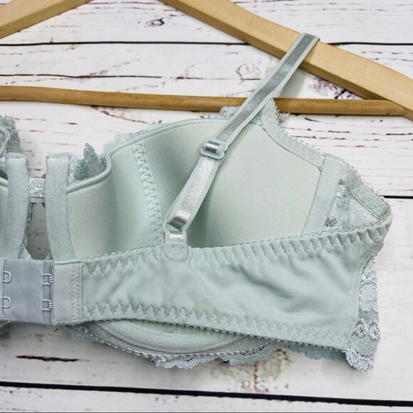 Rene Rofe pastel green lace bra 38B - Picture 9 of 14